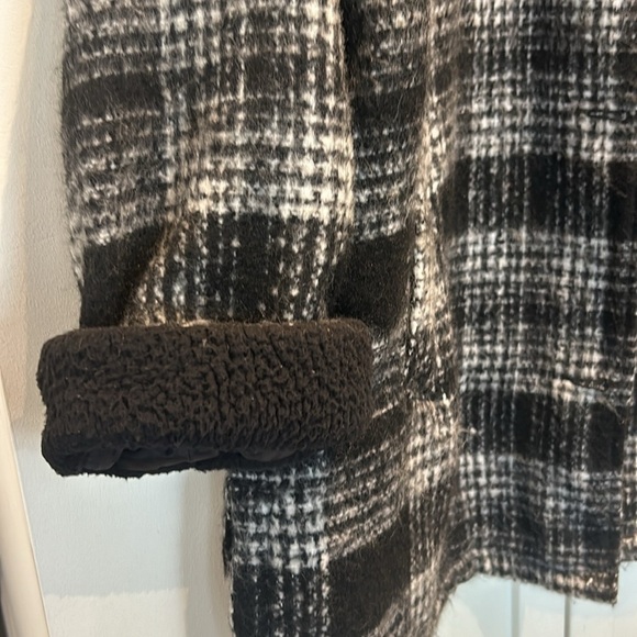 Joe Fresh Sherpa Teddy Fleece Black and White Checkered Shacket Coat Size 3X - Picture 4 of 15